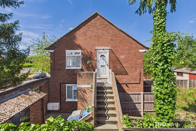 Robin Grove, Middlesex, HA3