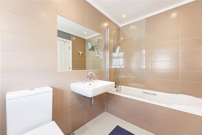 Beaufort Close, London, SW15