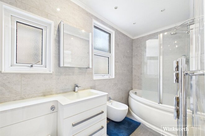 Egerton Gardens, London, NW4
