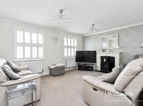 Laurel Fields, Potters Bar, EN6