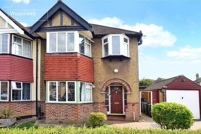 Glebe Gardens, New Malden, KT3