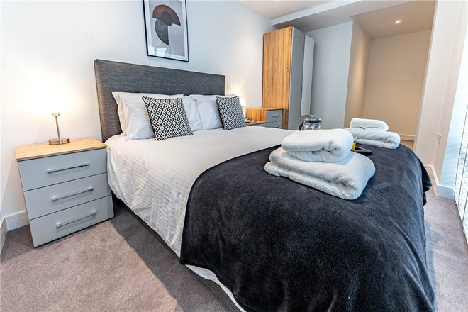 Wellington House, Reading, RG1