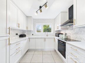 Holders Hill Road, Hendon, NW4