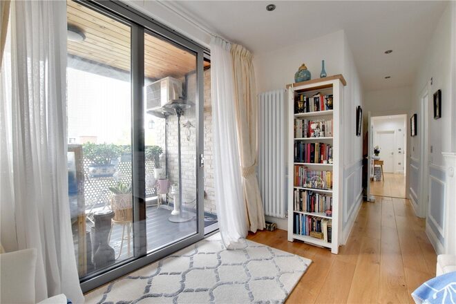 1c Bardsley Lane, Greenwich, SE10