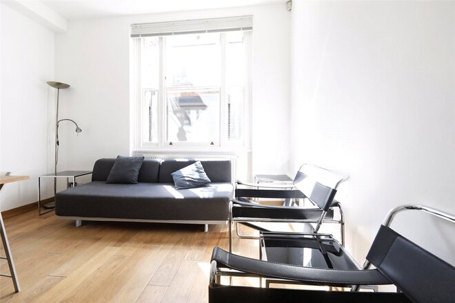 Hanway Place, London, W1T
