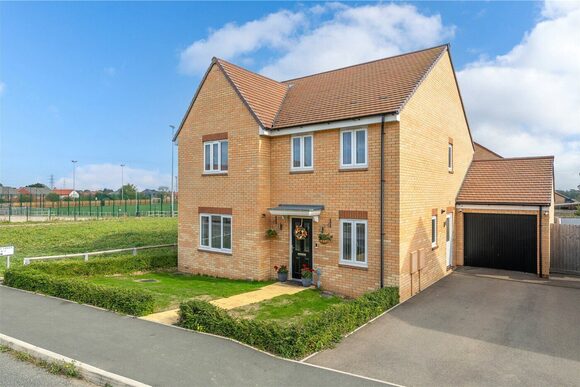 Fontwell Park Drive, Lincolnshire, PE10