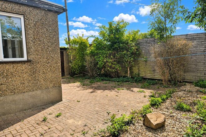Mays Lane, Barnet, EN5