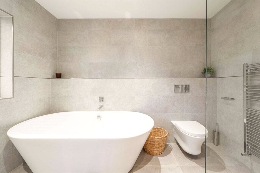 Master En-Suite