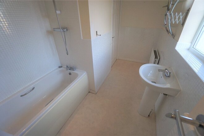 Emerson Square, Bristol, BS7