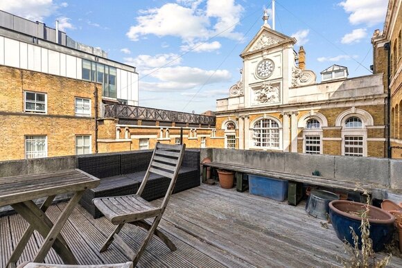 Albion Yard, London, E1