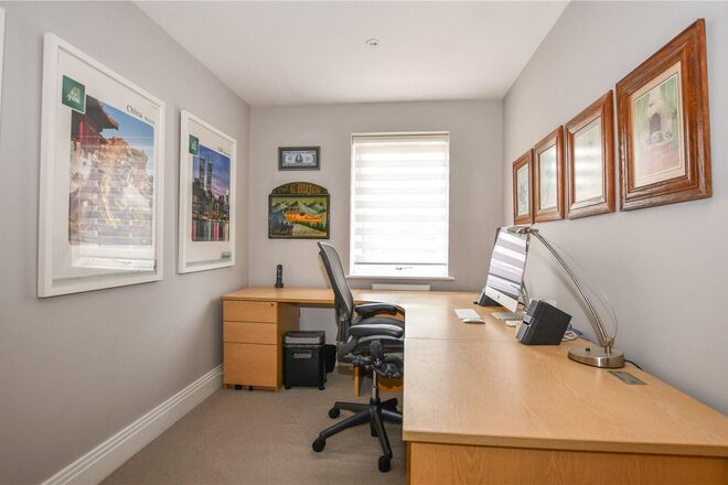 Woodfield Place, Bracknell, RG42