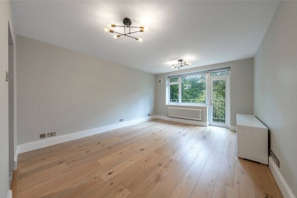 Lambolle Road, London, NW3