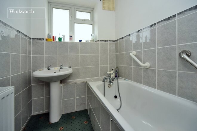 Northey Avenue, Sutton, SM2