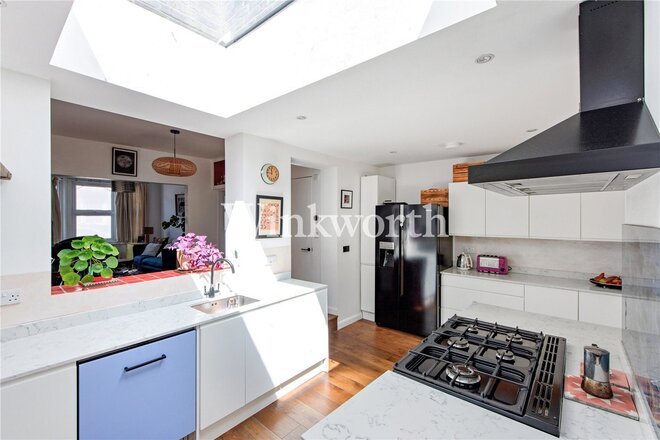 Clonmell Road, London, N17