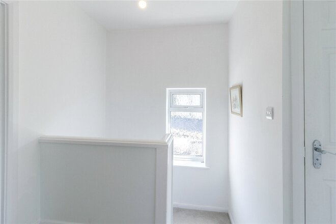 Oaklands Drive, Northampton, NN3