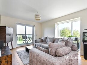 Snowberry Close, High Barnet, EN5