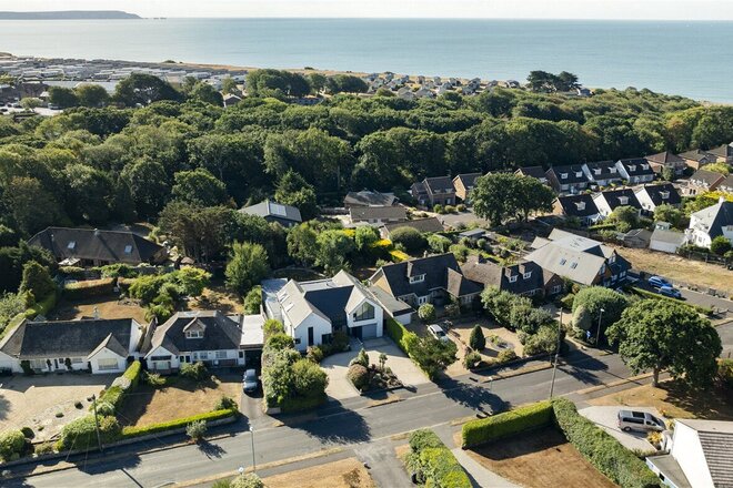 Montagu Road, Christchurch, BH23