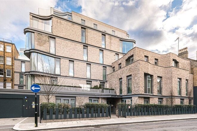 Wilfred Street, London, SW1E