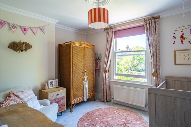 Gleneagle Road, London, SW16