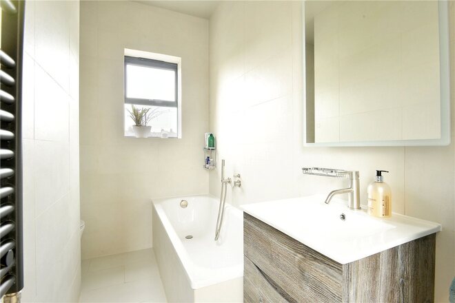 Crawthew Grove, East Dulwich, SE22