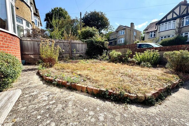 Queensberry Road, Wiltshire, SP1