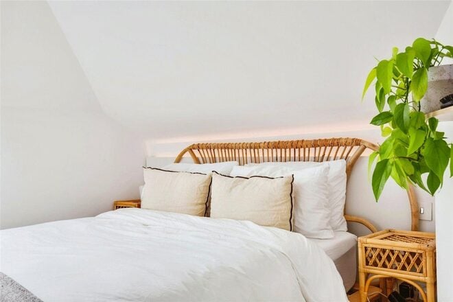 Creffield Road, London, W5