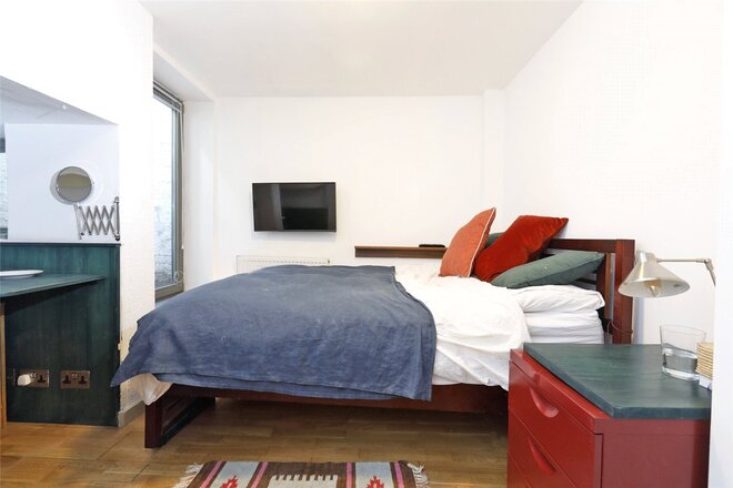 Hanway Place, London, W1T