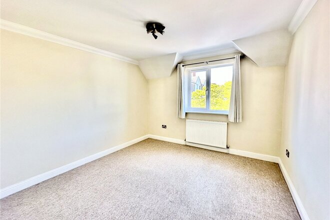 Earle Road, Dorset, BH4