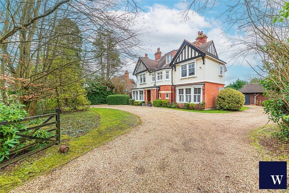 The Avenue, Berkshire, RG45