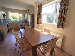 Wellington Crescent, Bristol, BS7