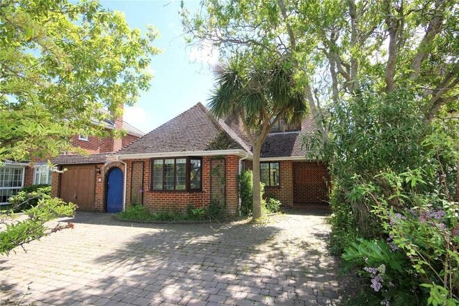 Hynesbury Road, Christchurch, BH23