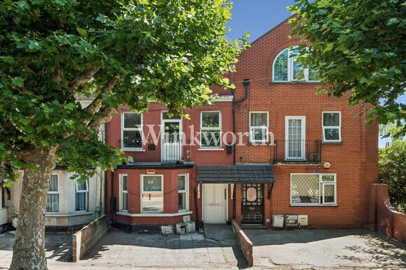 Victoria Road, London, N18