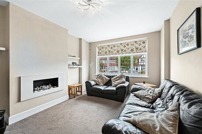 Aviemore Way, Beckenham, BR3