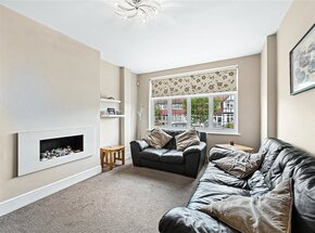 Aviemore Way, Beckenham, BR3