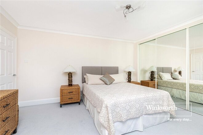 Golf Links Road, Dorset, BH22