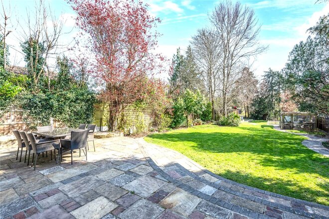 Fir Tree Road, Surrey, SM7