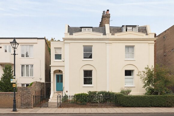 Stockwell Park Road, London, SW9