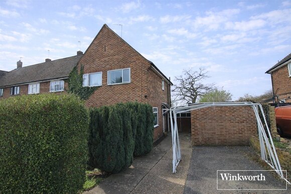 Caishowe Road, Hertfordshire, WD6