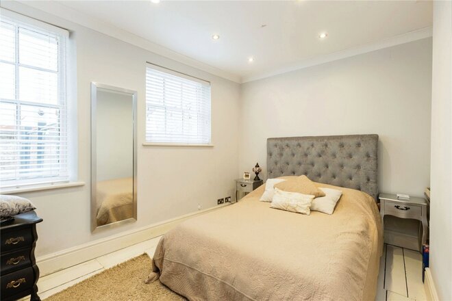 Hewlett Road, Gloucestershire, GL52