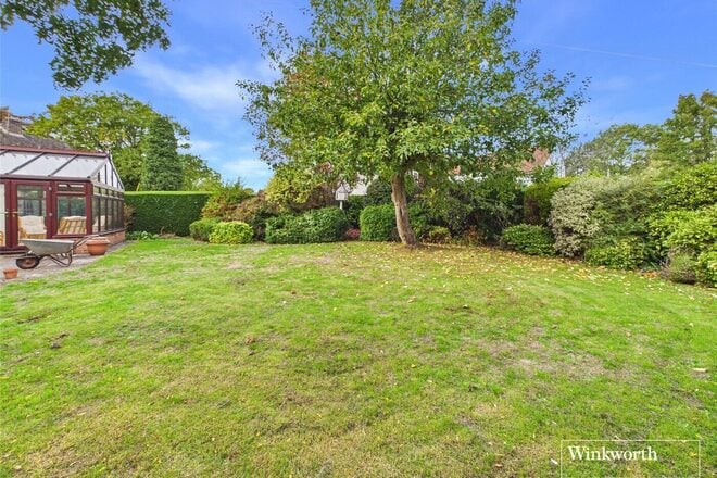 Burys Bank Road, Thatcham, RG19