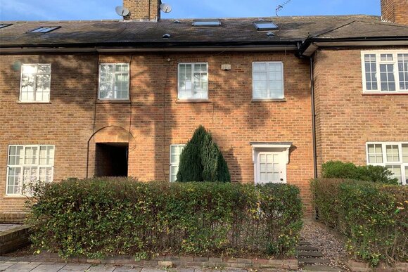 Huntingfield Road, London, SW15
