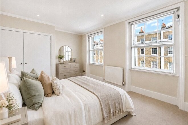 Sydney Street, London, SW3