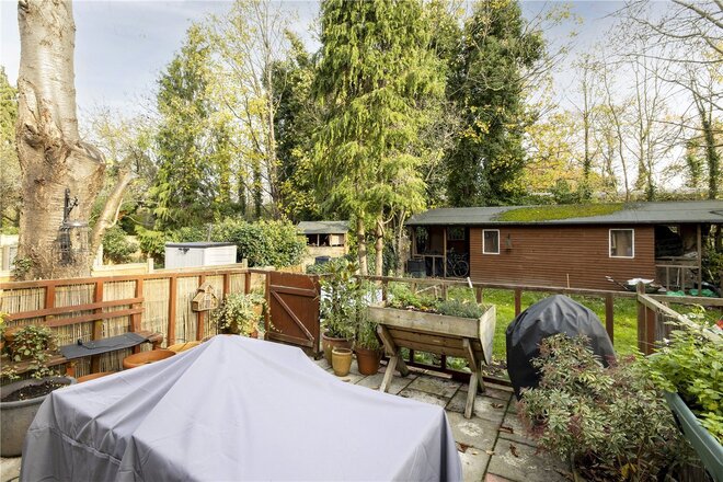 Croxted Road, London, SE21