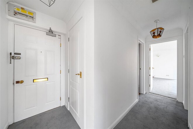 Eleanor Close, London, SE16