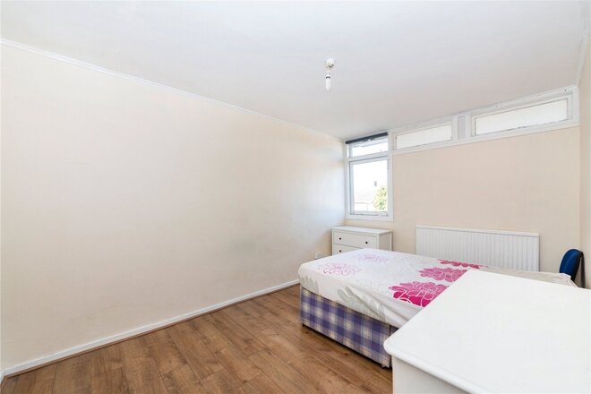Honiton Gardens, London, SE15