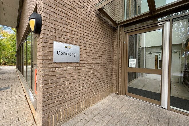 Blondin Way, London, SE16