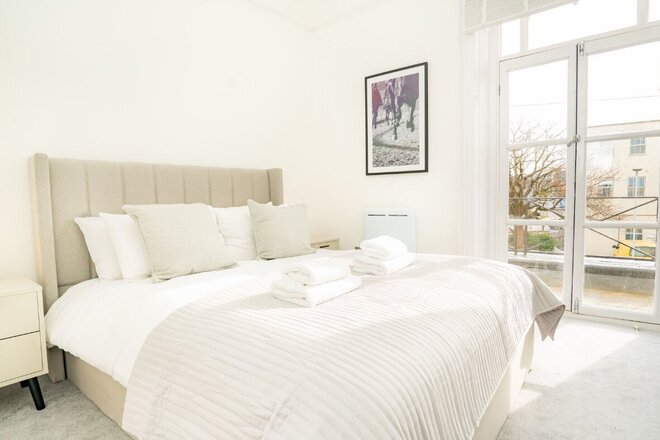 Grosvenor Street, Gloucestershire, GL52