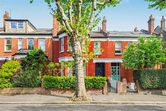 Stapleton Hall Road, London, N4