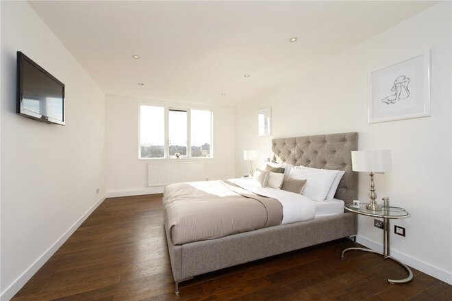 Wellington Road, London, NW8