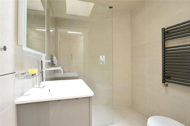 Crawthew Grove, East Dulwich, SE22